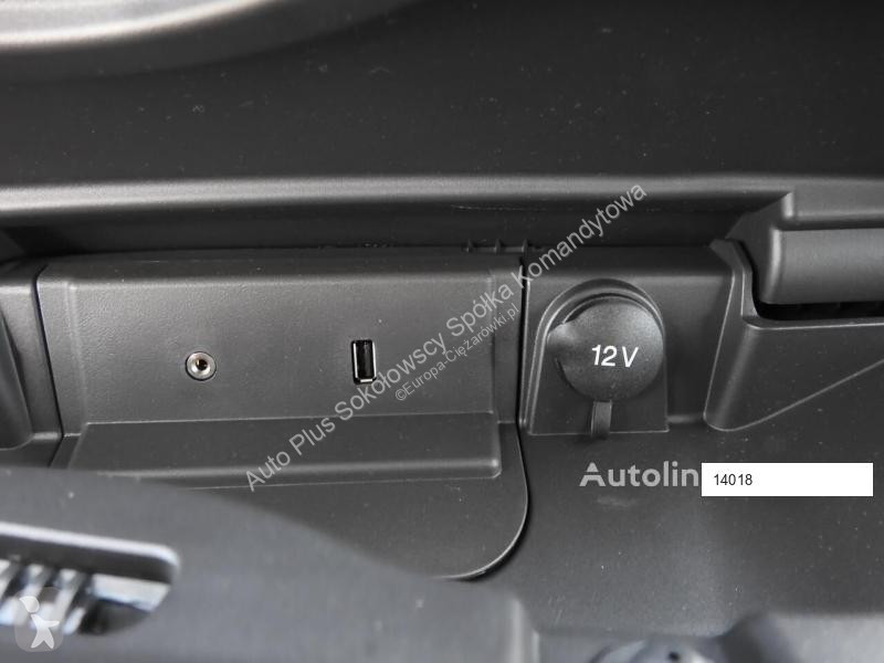 Kamion Ford TRANSIT  KONTENER WINDA 8 PALET...