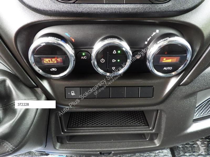 Veicolo commerciale Iveco DAILY  35S18 PLANDEKA...