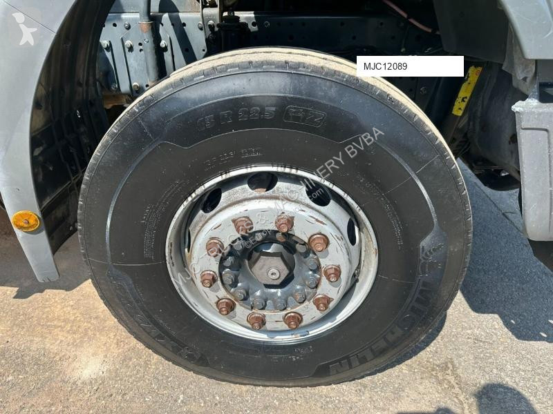 Vrachtwagen Iveco 35m³