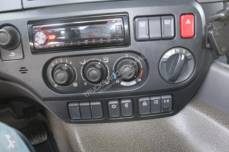 Kamion DAF 330 + 6X2 + LIFT