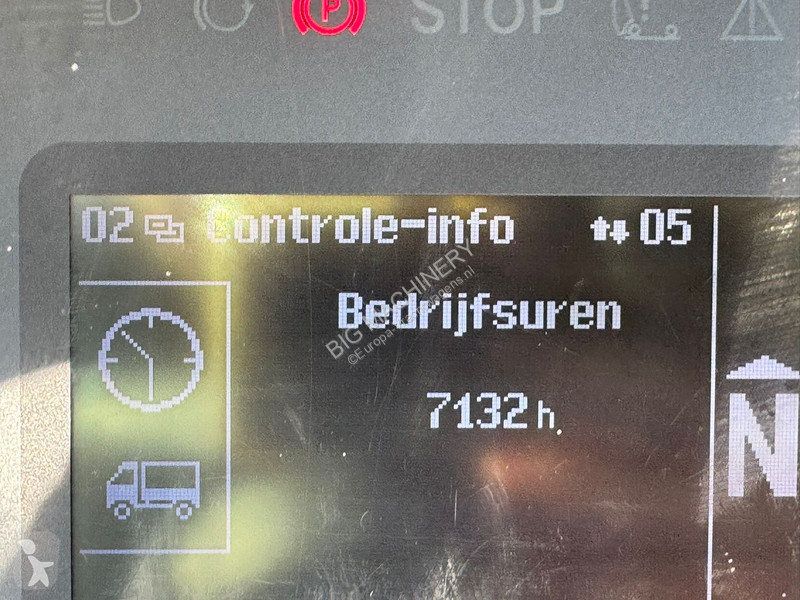 Vrachtwagen Mercedes ACTROS 4851 V8 8x8 tipper