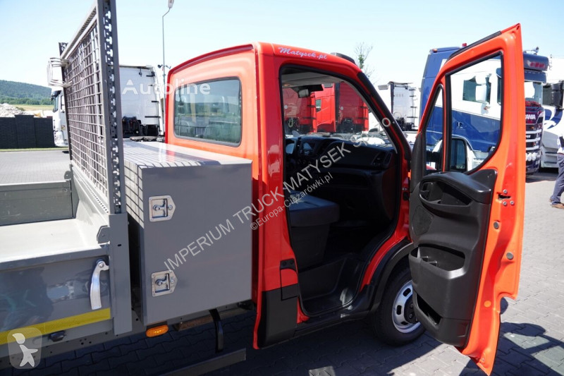 Autoutilitară Iveco DAILY 35C12D / 2,3 D /...