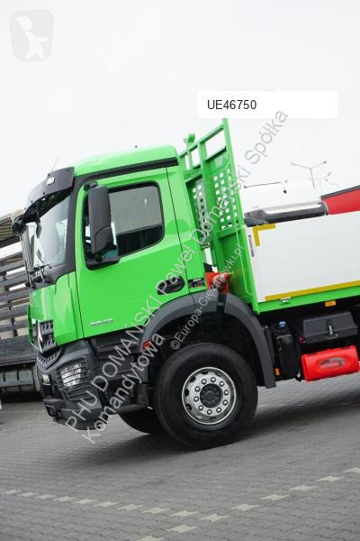 Kamion Mercedes 262 E – 7