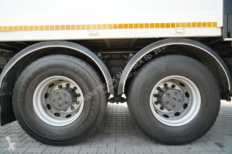 Camion Scania HIAB 211 E-6 HIDUO