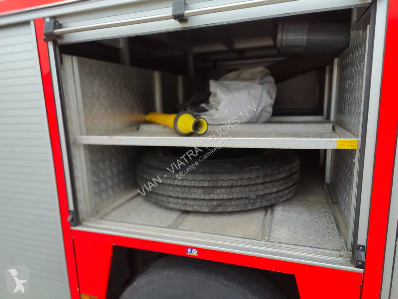 Camión Mercedes 1124 F 4x2...