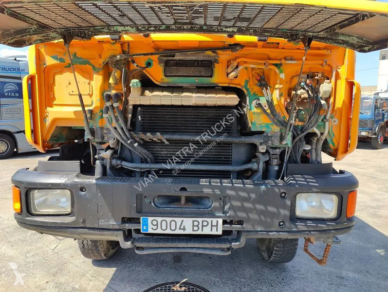 Vrachtwagen MAN DFA 6X6