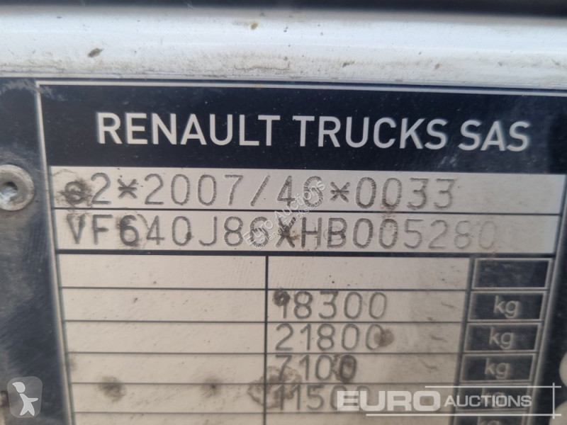 Camion Renault D18
