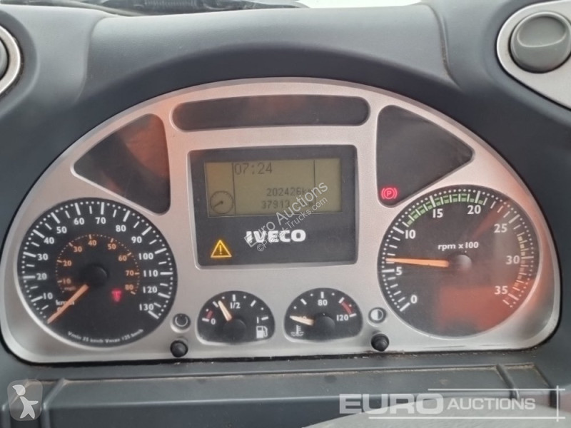 Camion Iveco 130E18