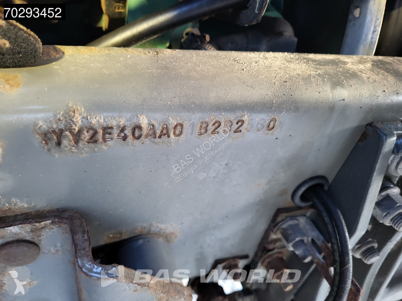 Kamion Volvo 180 FL 4X2 NL-Horsetruck 4 Horses...