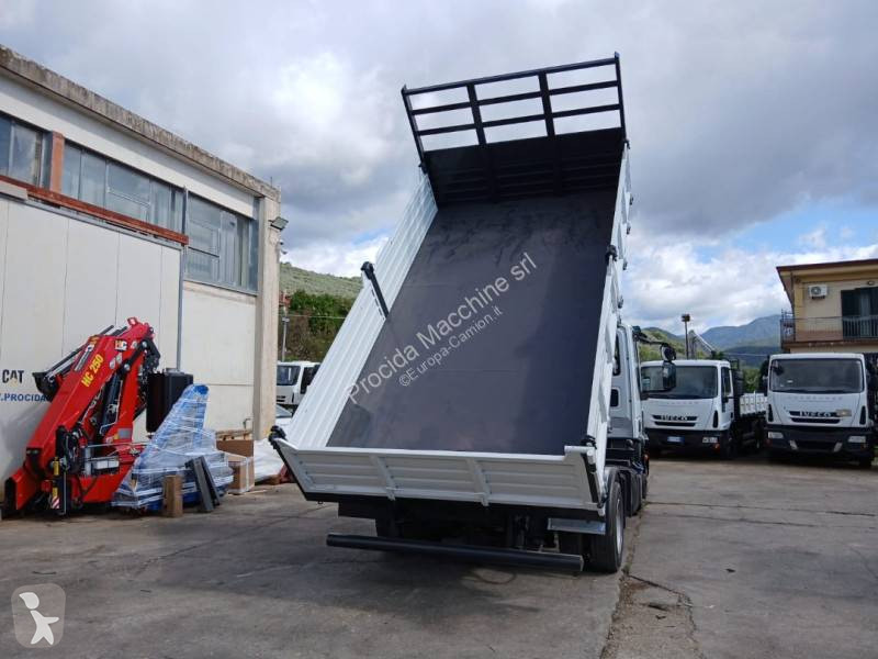 شاحنة Iveco