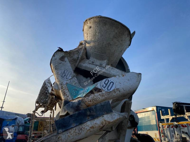 شاحنة Iveco