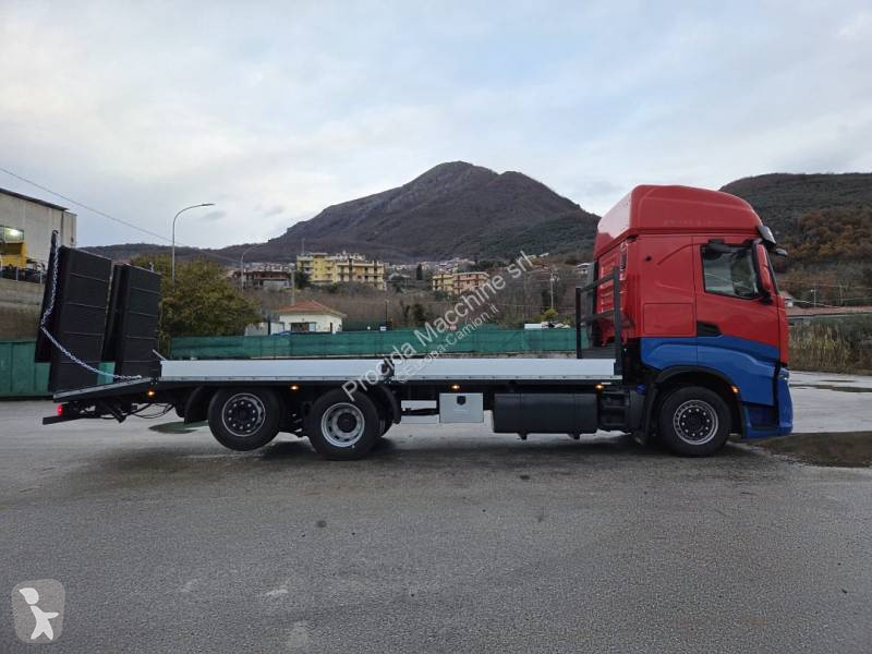 شاحنة Iveco