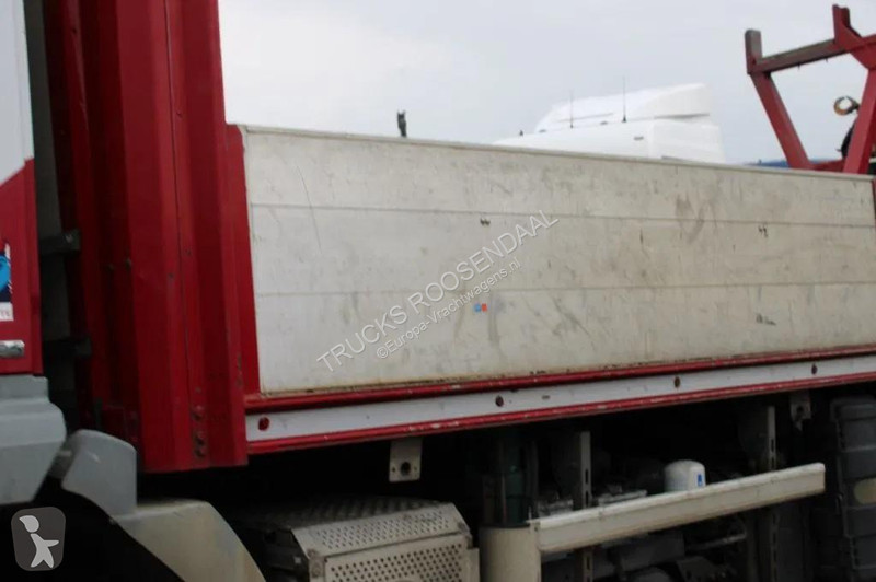 شاحنة Mercedes 2633 + 6x2 + euro 5 + manual