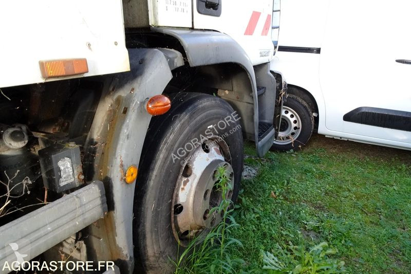 Lastbil Iveco 140E21