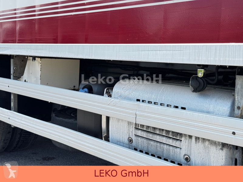 شاحنة DAF 210 FA  Fleischhacken ( MEAT )3Stück
