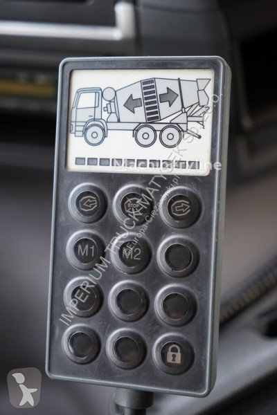 Betonárske zariadenie Volvo FMX