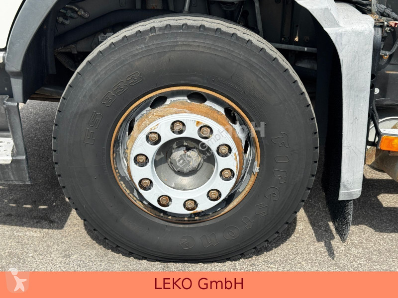 Lastbil Volvo 380  8x4 Abrollkipper