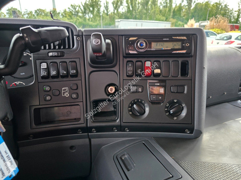 شاحنة Scania P 320 DB4X2MNA / ADR: AT | F