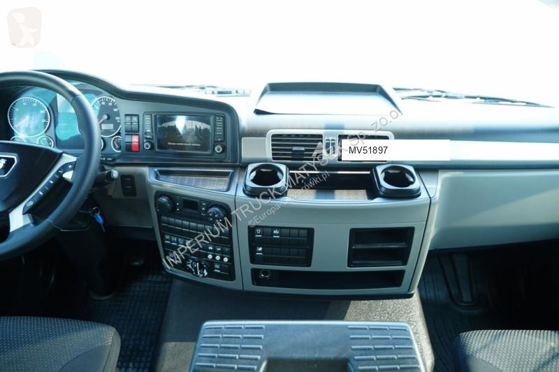 Грузовик MAN TGS 35.420