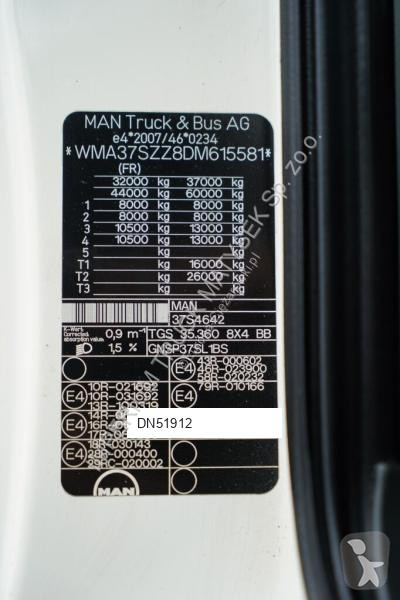 شاحنة MAN TGS 35.360 / 8X4 / WYWROTKA 2 STRONNA...