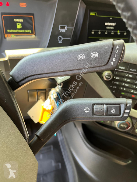 شاحنة Volvo 500  500 XL*6x2*Abrollkipper HYVA...
