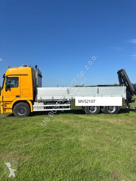 Vrachtwagen Mercedes 166XS