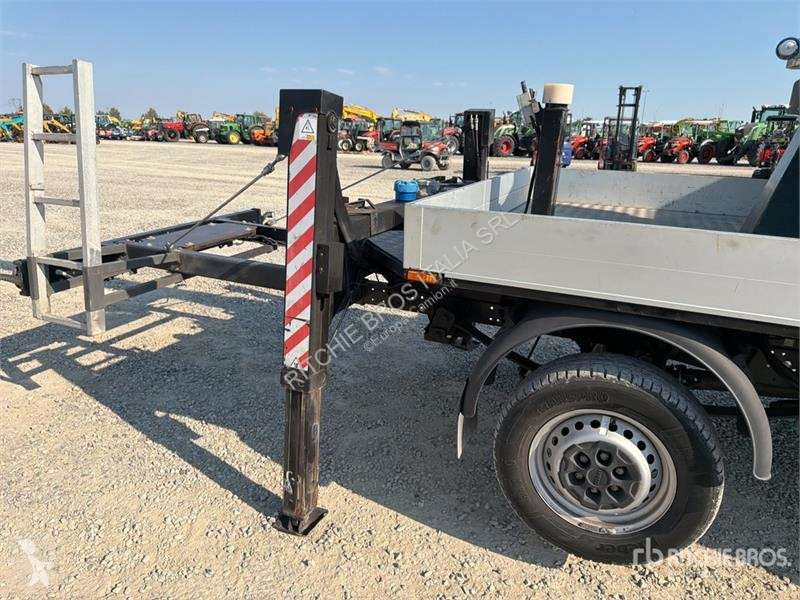 Camion Iveco 19-8,5 HQ 19 m on Iveco 35-140...