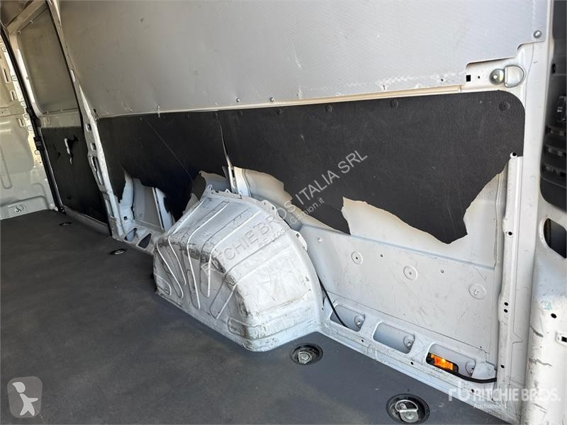 Camión Opel 2.2 103 KW KA L4H2 Van Truck