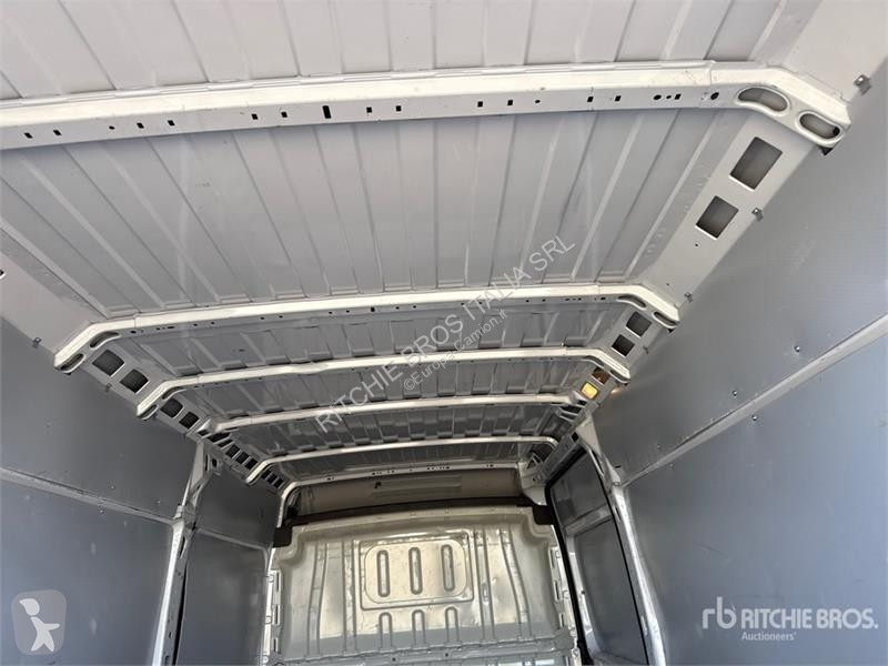 Kamion Opel 2.2 103 KW KA L4H2 Van Truck