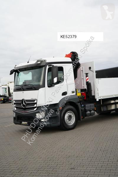 Teherautó Mercedes PK 18002,