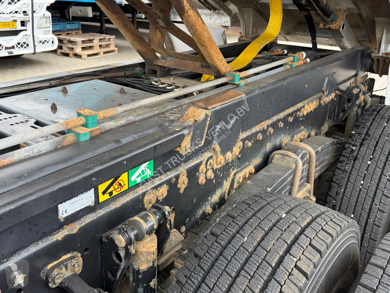 Camión MAN 33.580 6x4 Kipper Intarder Full...