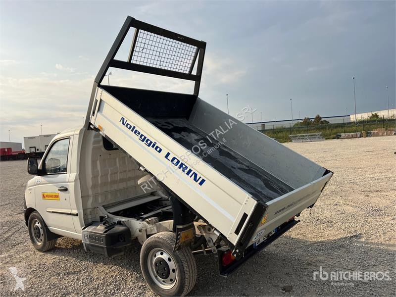 Camion Piaggio NP6 S/A Dump Truck