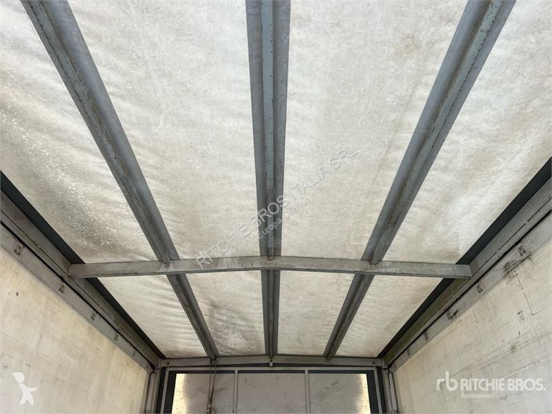 Camião Nissan NV400 P/M Curtain Side Truck