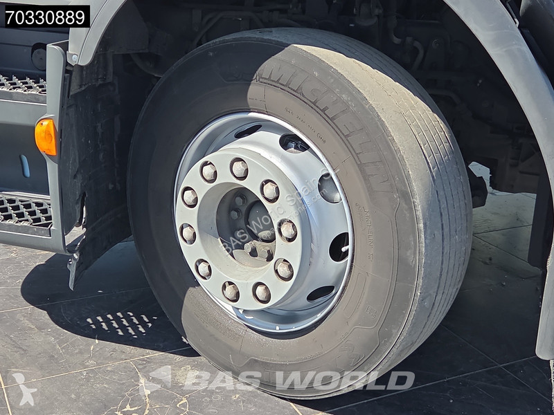Грузовик Volvo 320  4X2 19.5tons BDF truck...