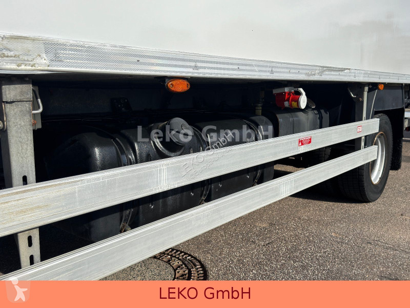Грузовик DAF 210 FA Drei Stück im Bestand