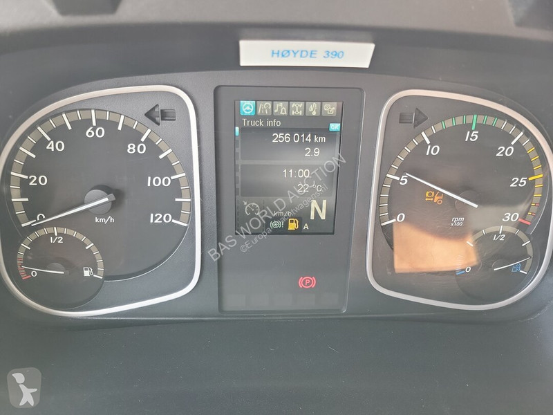 Lastbil Mercedes 1524