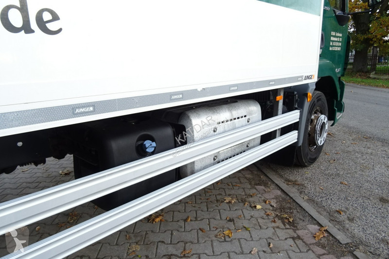Kamion DAF LF 260 Euro 6 kontener 18 palet...