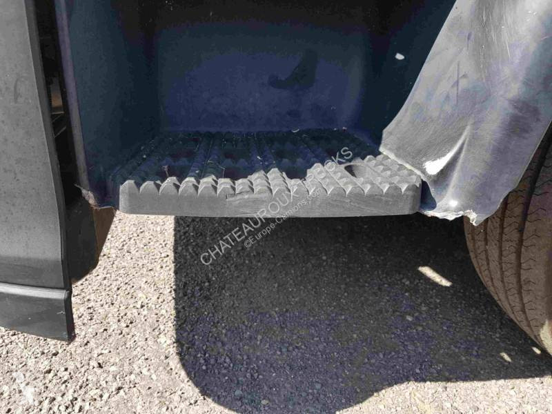 Iveco 120 E 28 tector truck