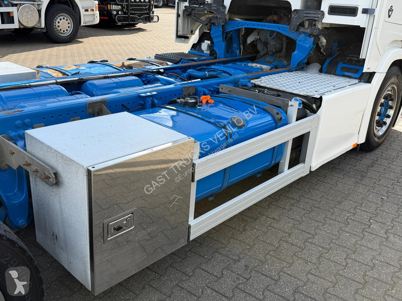 Kamion Scania 650 V8 6x2 Full Air etarder 4.35...