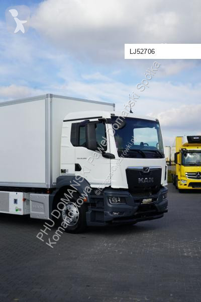 Kamion MAN TGS / / ACC / EURO 6 / CHŁODNIA +...