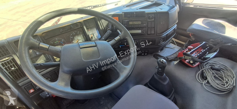 Volvo 380 truck