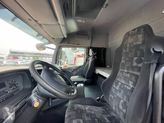 Kamion Mercedes AXOR