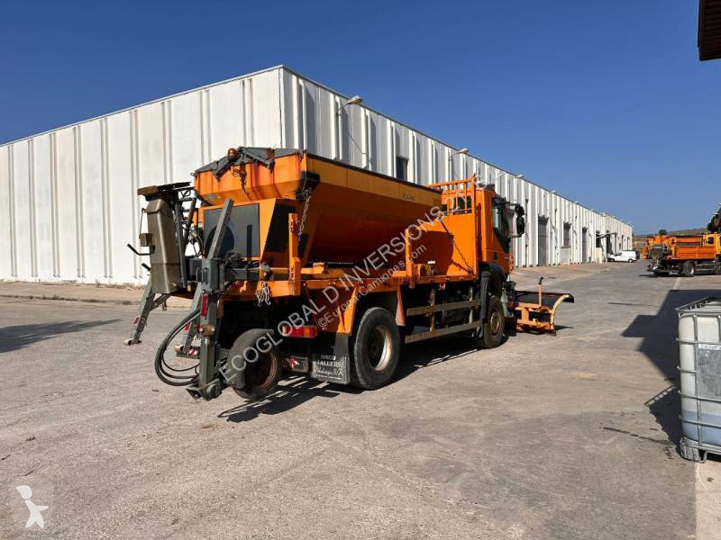 Silniční stroje Iveco