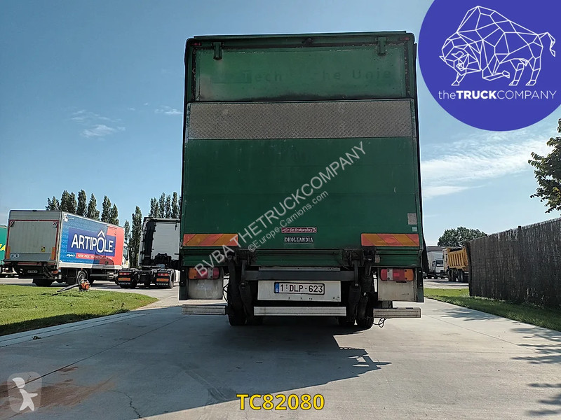 Kamion Mercedes 1018