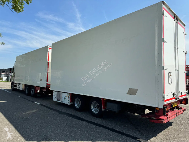Kamion Volvo 12420 6X2 - EURO 3 + HANGER...