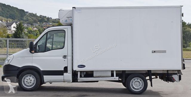 Camião Iveco DAILY 35S13 * Kühlkoffer * TOPZUSTAND