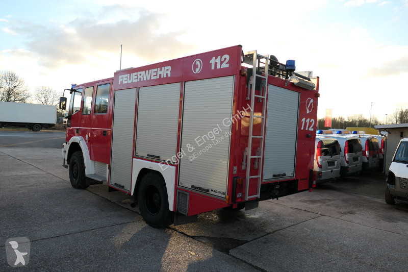Camión Iveco FF 95 E LF 8 DoKa AHK 4X4 SFZ...