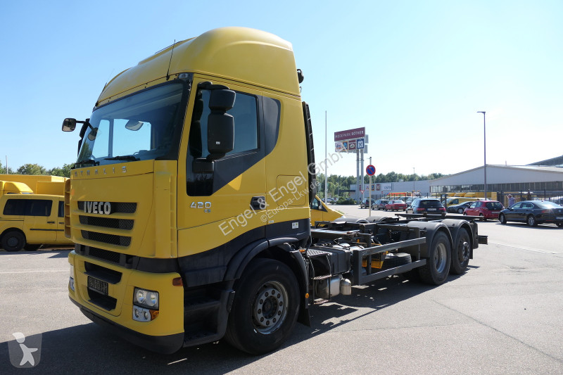 Kamion Iveco STRALIS AS 260 S42 Y/FS-CM AHK...