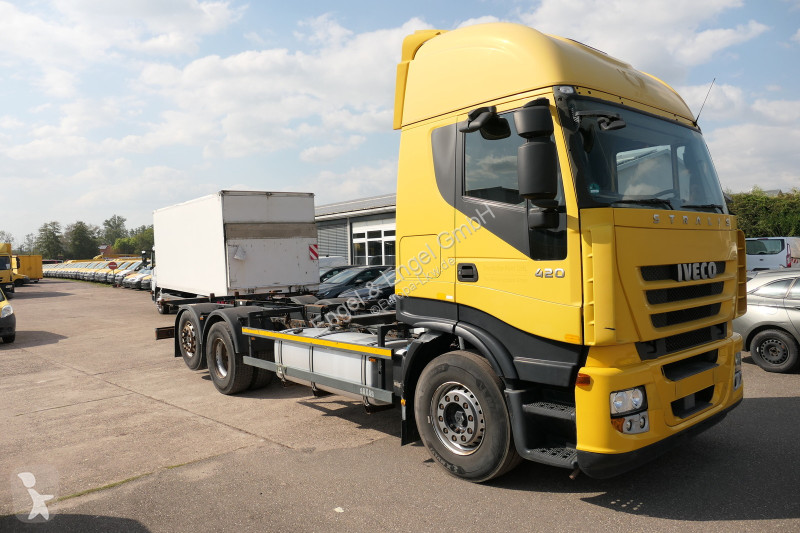 Kamion Iveco STRALIS AS 260 S42 Y/FS-CM ECO AHK...