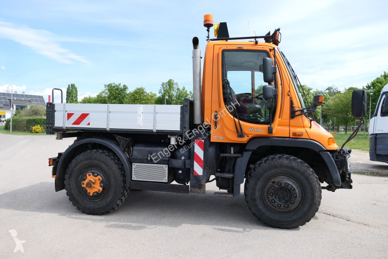 Camion Unimog U400  405/12 AHK KLIMA ZAPFWELLE...